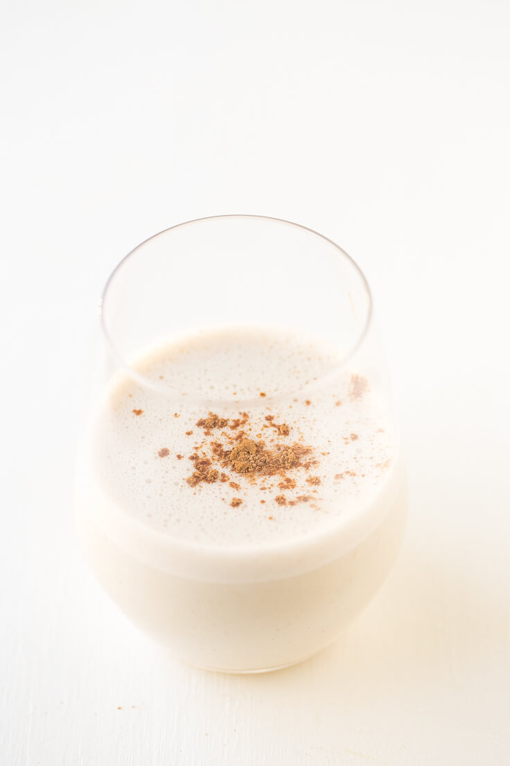 Vegan Eggnog Recipe | Eggnog is a typical North American drink and is very sweet and creamy. It is characteristic of Christmas, and it is delicious. Vegan Eggnog Recipe | Eggnog is a typical North American drink and is very sweet and creamy. It is characteristic of Christmas, and it is delicious.