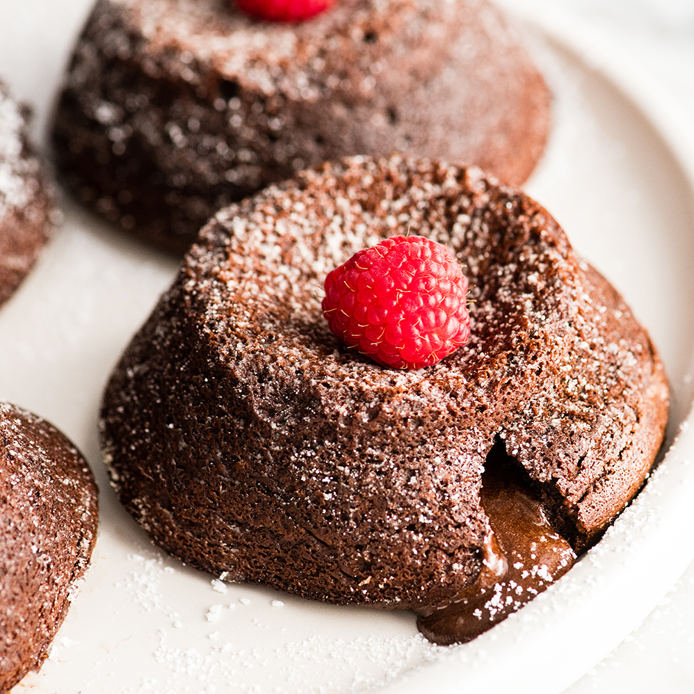 Easy Molten Chocolate Lava Cake Recipe Kitchen Pad