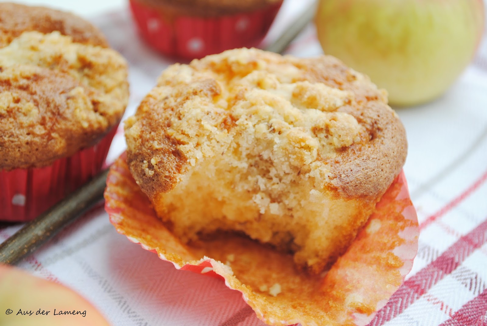 Apfel-Karamell-Muffins mit Nussstreuseln – Aus der Lameng