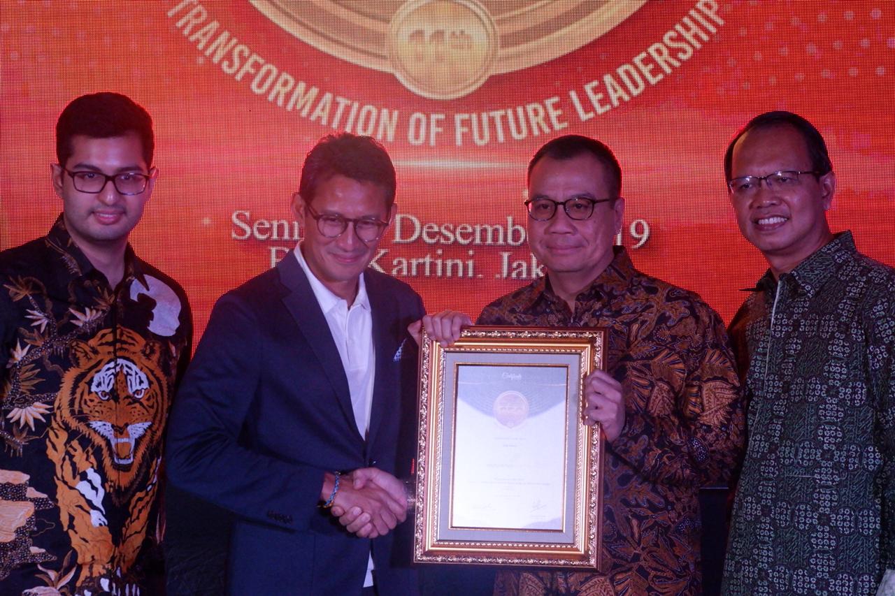 Petinggi AP I Raih Dianugerahi The Most Admired CEO 2019