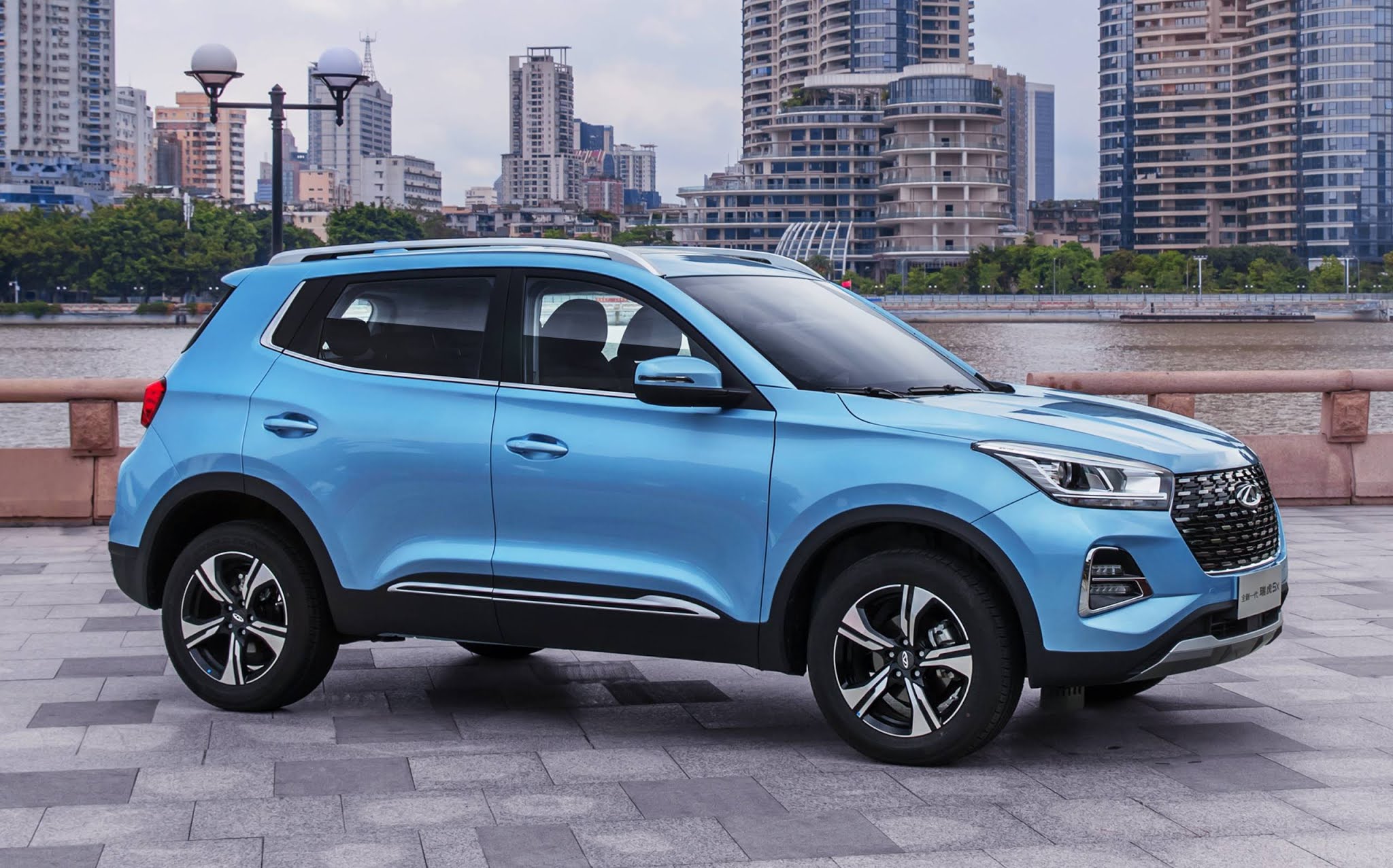 Chery Tiggo 5x 2021 ganha facelift e novo interior - China