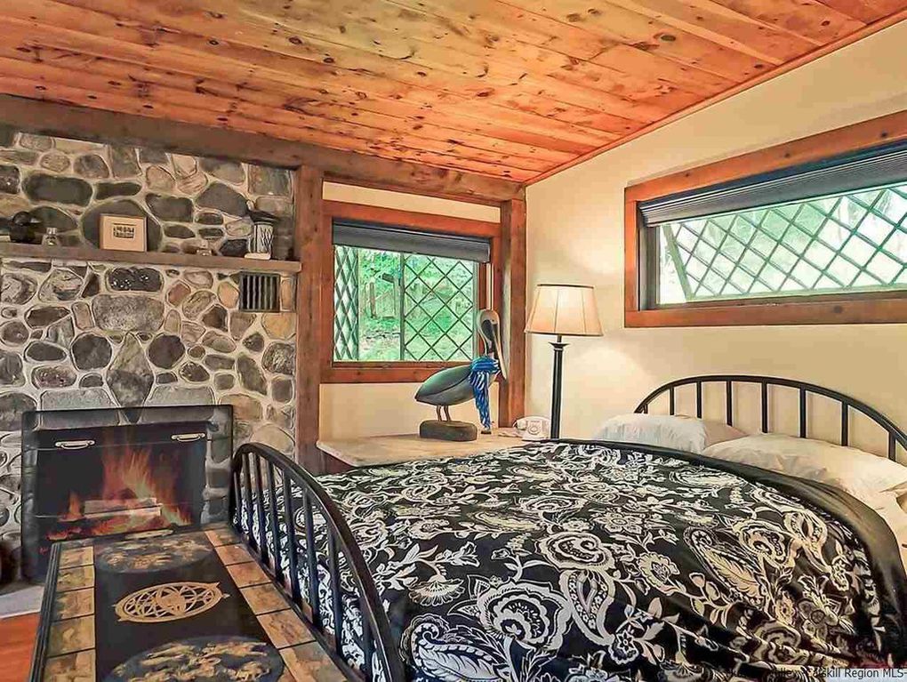 Sweet House Dreams 1893 Catskill Cottage in Tannersville, New York