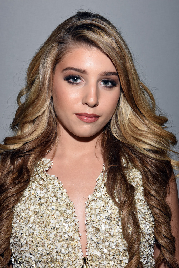 Starlet Arcade Paris Smith