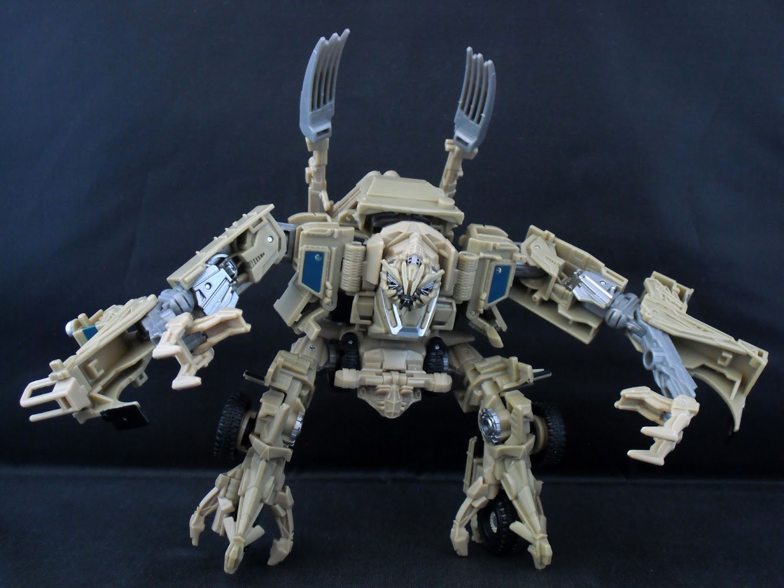 The HEXdidn't TransFormers Collection Blog: Studio Series #33 Bonecrusher