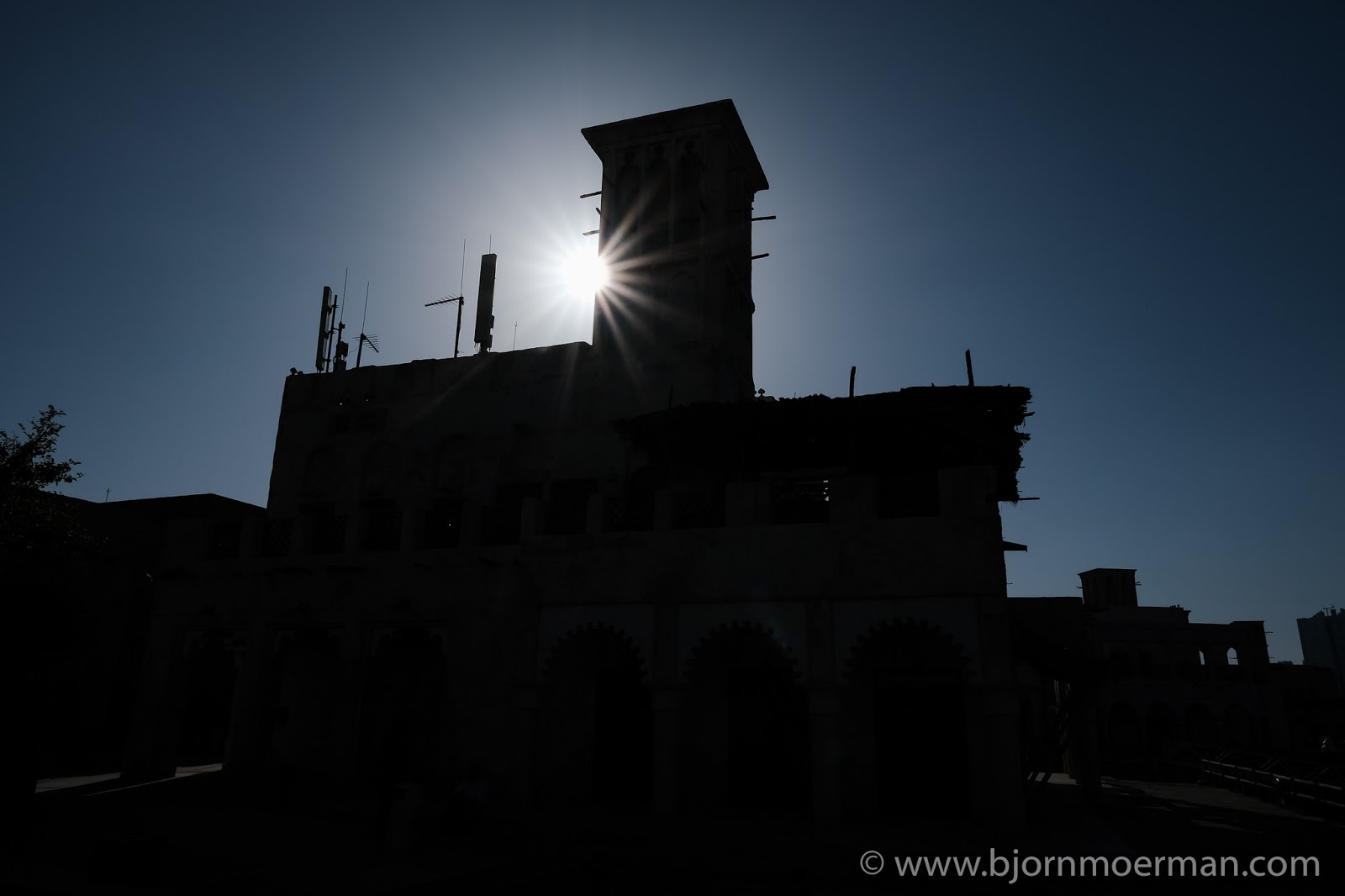 First Look Review Fujifilm Xf16mm F2 8 R Wr Lens