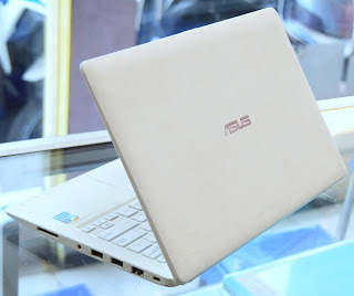 Jual Laptop ASUS X200M White (11.6-Inch) Second