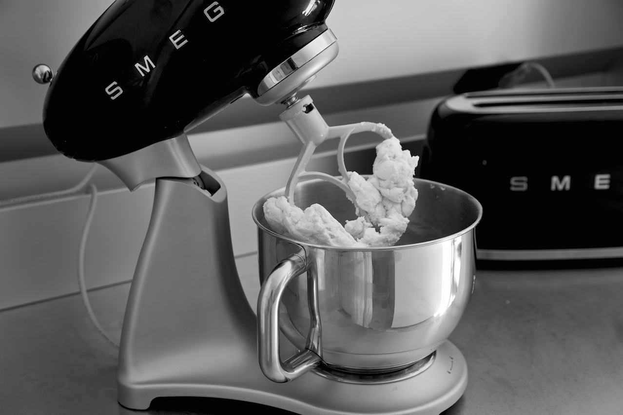 Gestürzter Pfirsichkuchen mit Lavendelduft | ziiikocht Gestürzter Pfirsichkuchen mit Lavendelduft | ziiikocht