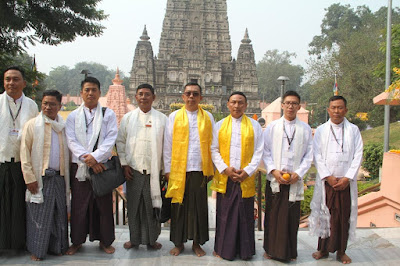 महाबोधि मंदिर में म्यांमार के मेजर जनरल ने की पूजा, AnjNewsMedia