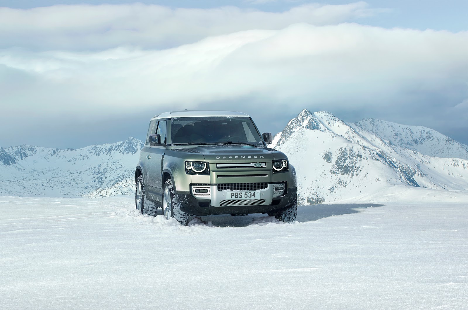 Land Rover Defender 2020 off Road