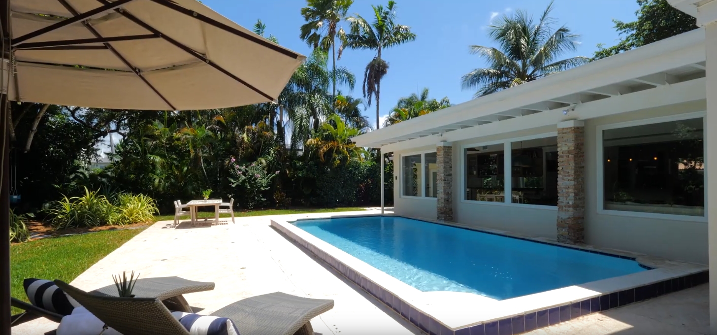 12 Photos vs. Property Showcase | 7830 SW 53rd Pl, Miami - High End Home & Interior Design Video Tour