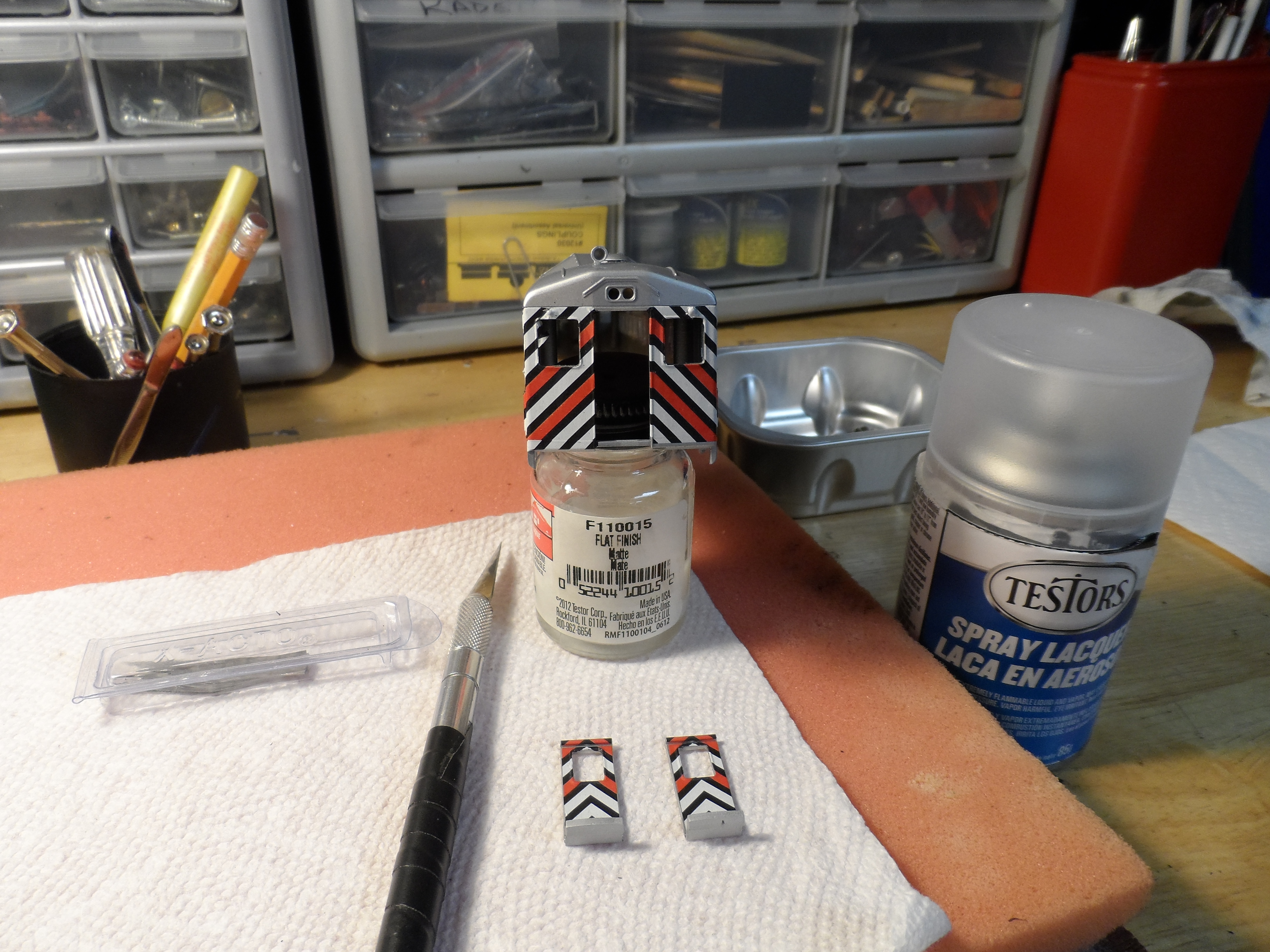 New York Central Train Layout: New York Central RDC Safety Stripe Project