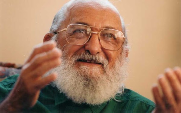 Paulo Freire: Ni sólo teoría, ni sólo práctica