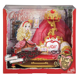 Ever After High Getting Fairest Playset Fainting Couch