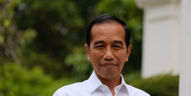Jokowi Restui Nadiem Makarim Hapus Ujian Nasional Mulai 2021 Jokowi Restui Nadiem Makarim Hapus Ujian Nasional Mulai 2021