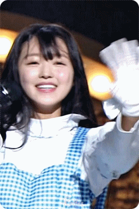 171028 오마이걸 유아 Windy Day 직캠 | 인스티즈