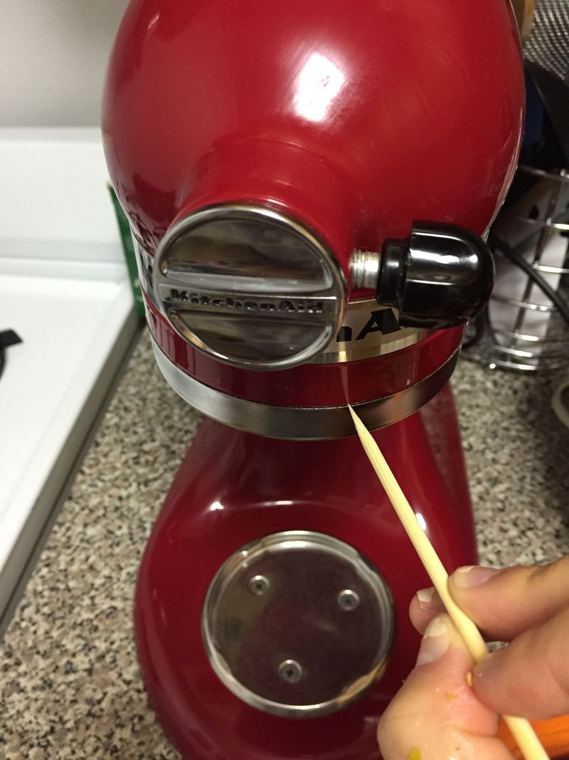 A Mum 'n the Oven Properly Cleaning your Kitchen Mixer