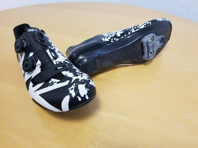 simple men's clogs