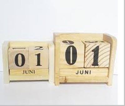 Kalender blok dari kayu - berbagaireviews.com