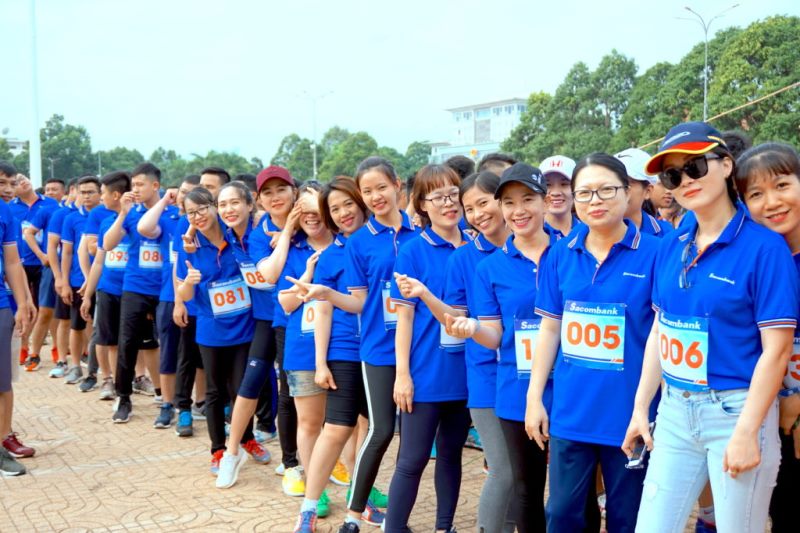 Mẫu áo thun sự kiện của Sacombank - Hình 2