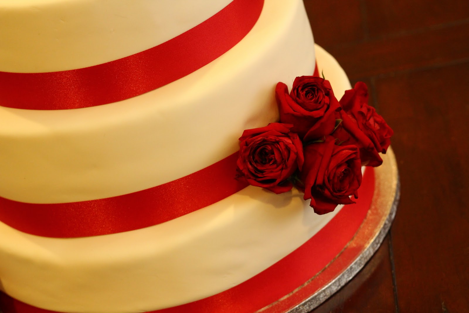 Sweet Cakes Honey Buns 60th Wedding Anniversary Cake