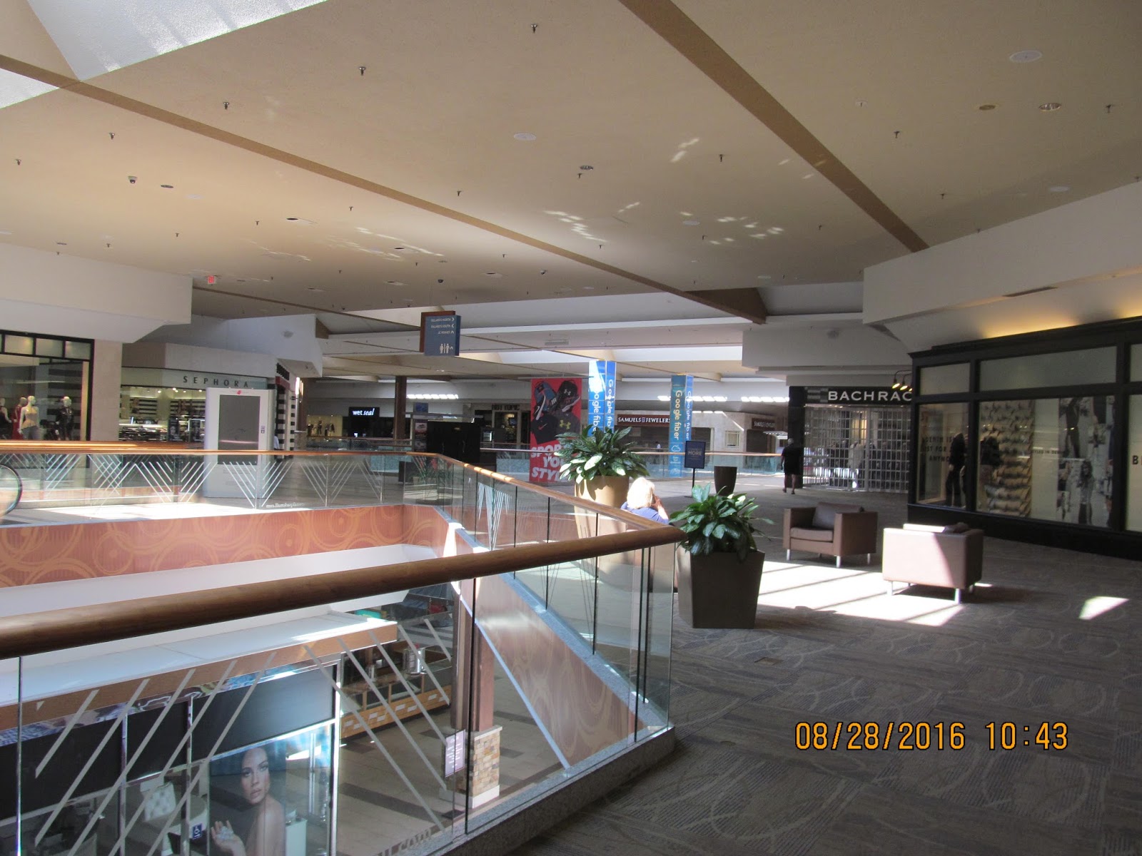 Trip to the Mall Oak Park Mall 8/16 Update Overland Park, Kansas