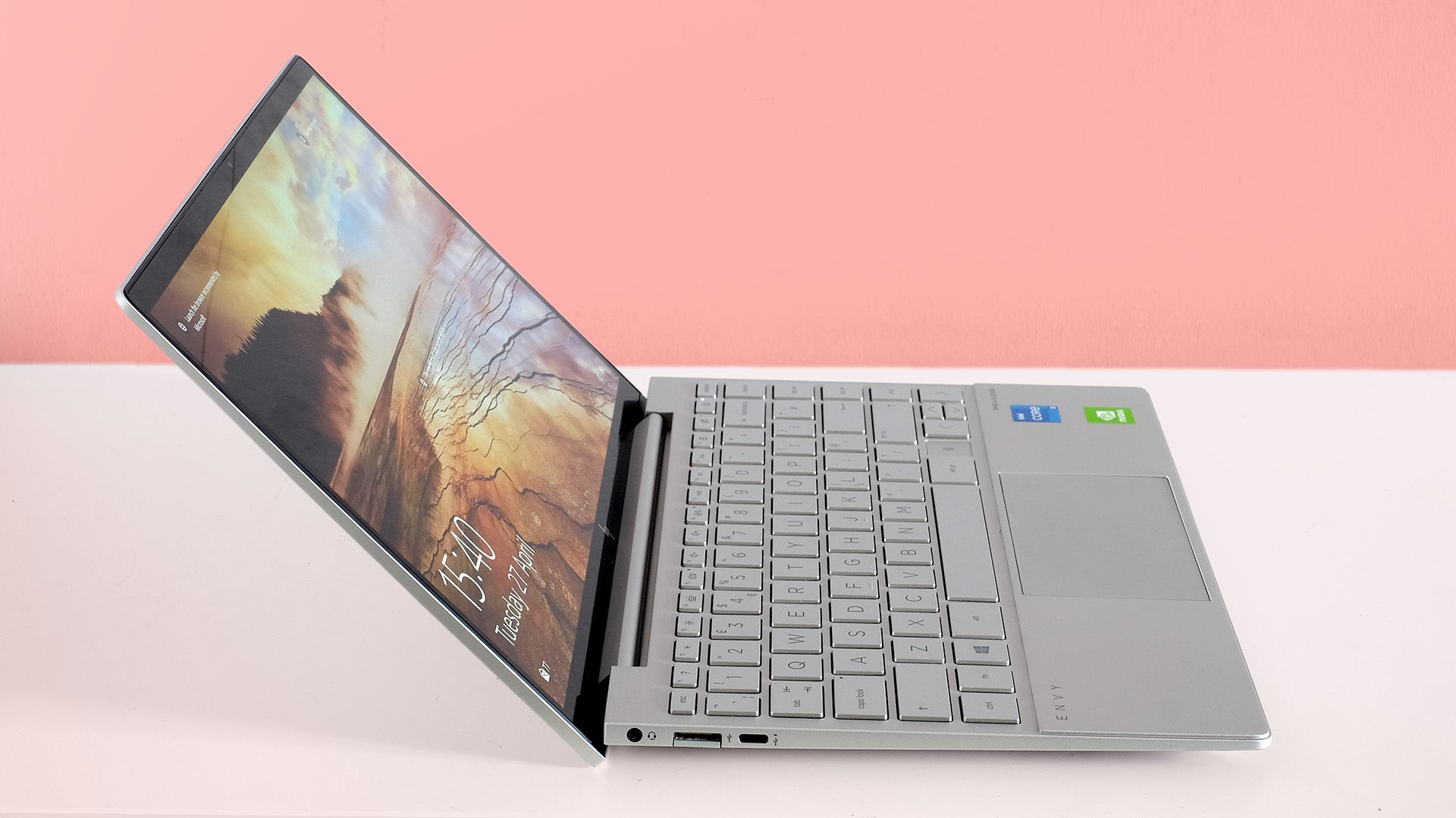Review đánh giá laptop HP Envy 13 2021