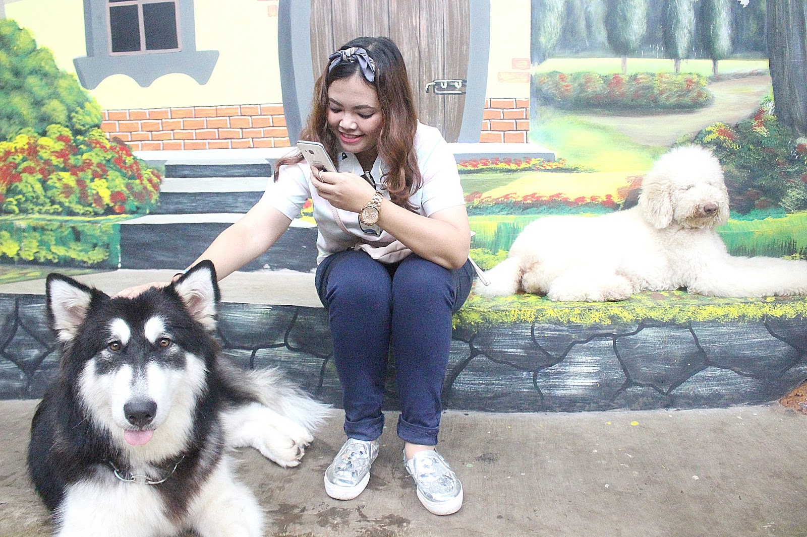 Life Canvass Rumah Guguk Surga Hewan Bulu Lucu