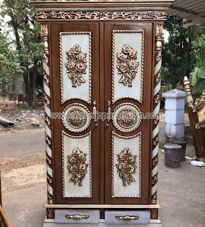 Lemari Pakaian Ukiran Emas Bunga Matahari Lemari Pakaian Ukiran Emas Bunga Matahari