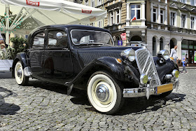 The 1930s luxury saloon the Traction Avant was Bertoni's first major success designing for Citroën
