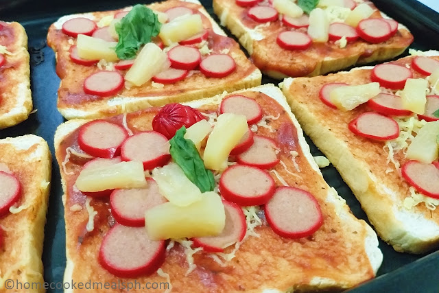 bread, homemade pizza, snack