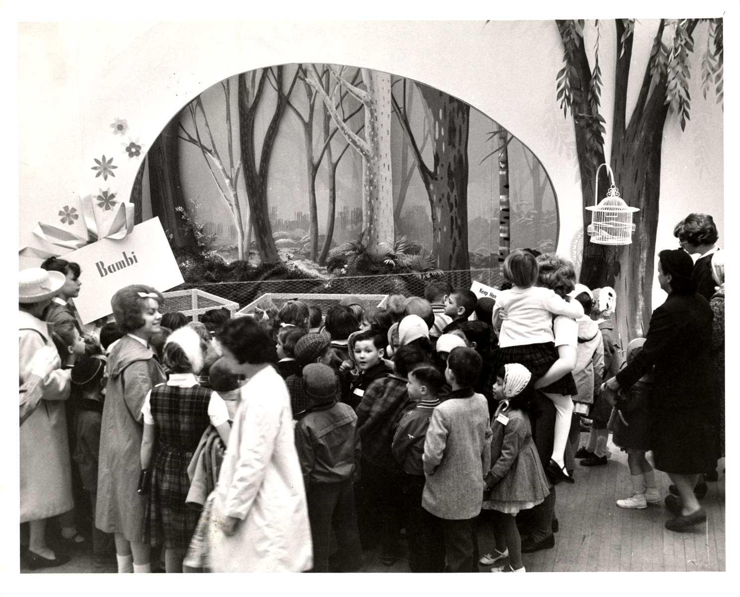 RETRO KIMMER'S BLOG 16 PHOTOS FROM JL HUDSONS DOWNTOWN DETROIT CHRISTMAS