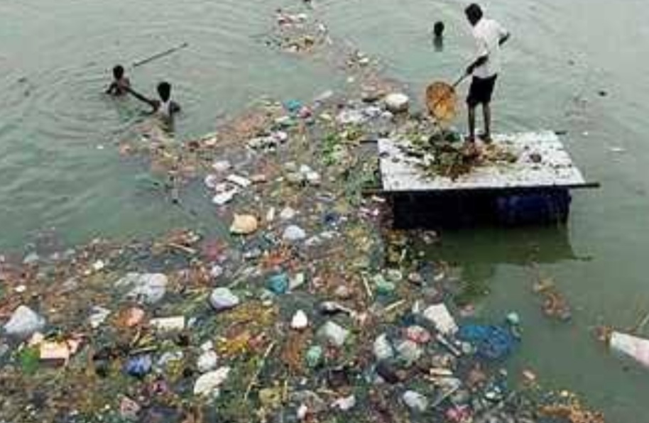 Read about गंगा नदी को प्रदूषण के राक्षस से बचाएँ by  @merged_Abhishek_Kant_Pandey | Trell