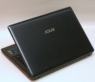 Laptop Second ASUS X45U Di Malang