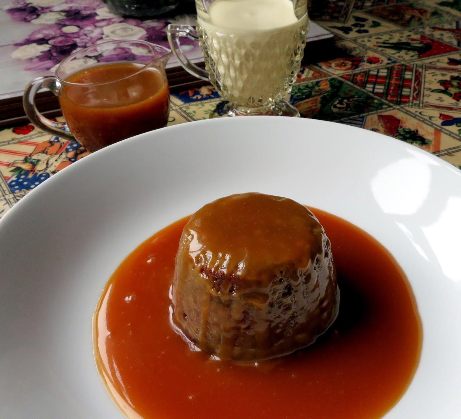 The English Kitchen Baby Sticky Toffee Pudding Cakes