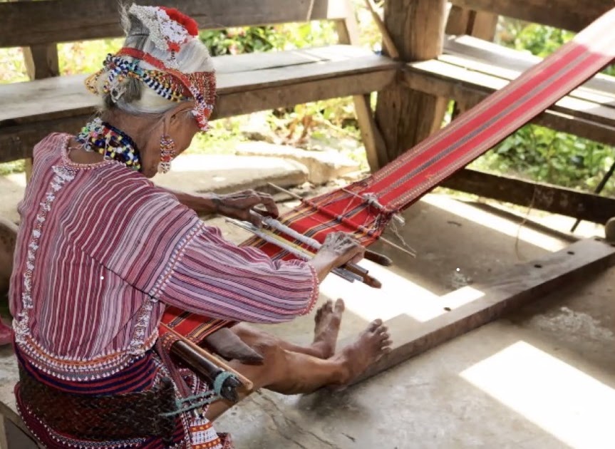 Optimism Seen in the Future of Philippine Fabric and Weaving