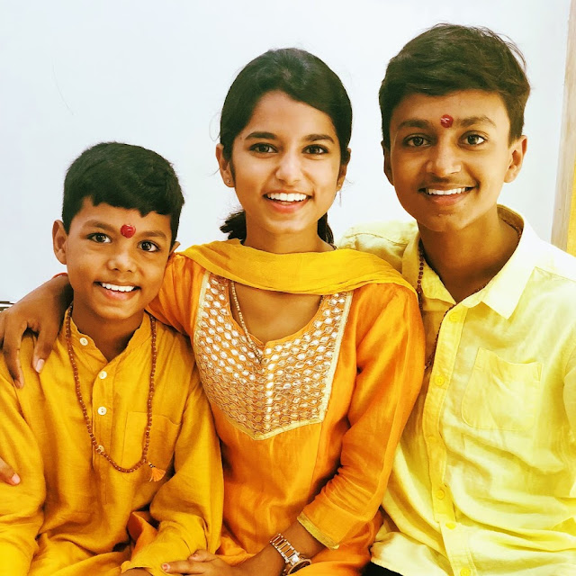 Maithili Thakur and Her Brothers are Going Viral On Internet