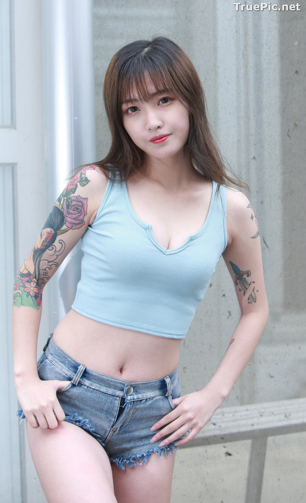 Image Taiwanese Lovely and Sexy Girl – 泱泱 - Low Top and Jeans Pants - TruePic.net - Picture-32