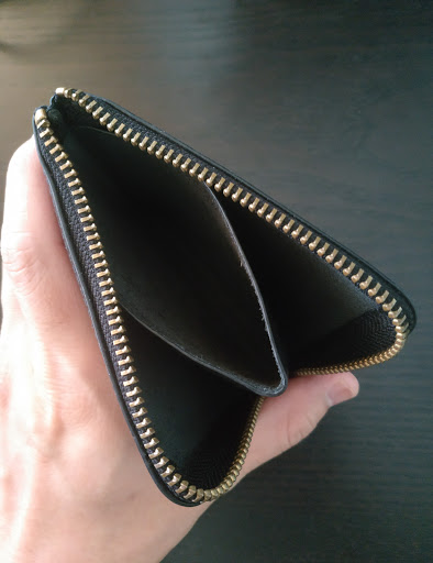 Comme des Garçons Wallet Glossy Half-Zip Wallet - Black