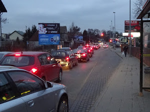 Krótki lewoskret wciąż korkuje południe  - Czytaj więcej »