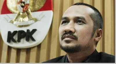 Abraham Samad, Pimpinan KPK Periode 16 Desember 2011 sampai 18 Februari 2015 - berbagaireviews.com