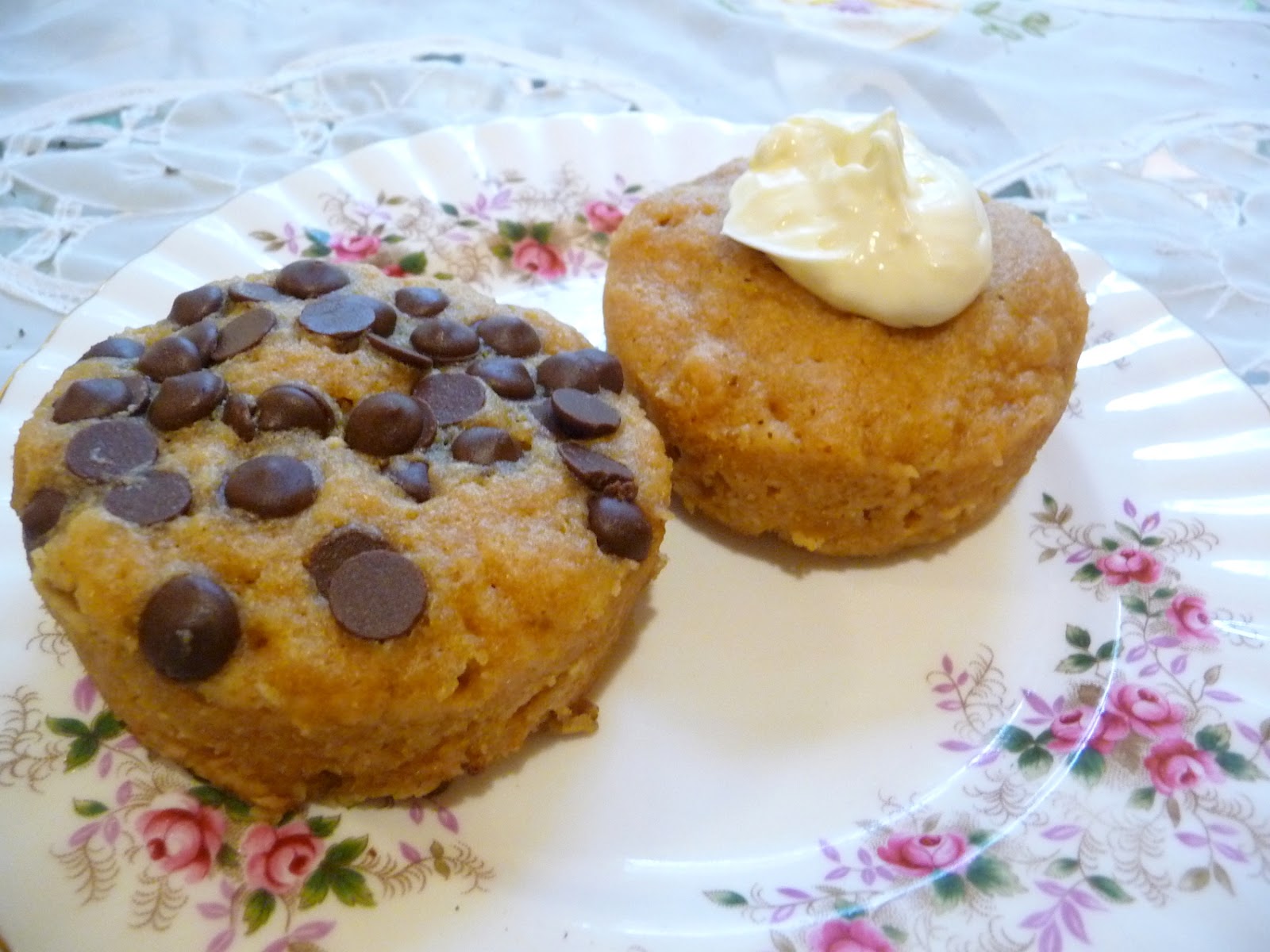 SPLENDID LOWCARBING BY JENNIFER ELOFF JIFFY PEANUT BUTTER CAKES