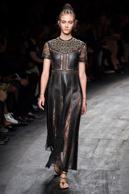 Valentino Spring 2016 Ready to Wear, Paris Fashion Week.