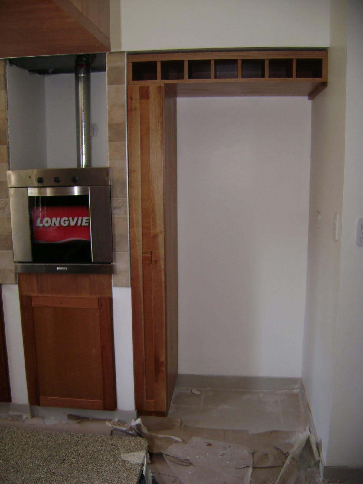 Muebles A Medida . Decocarpinteria.: ALACENA COLGANTE + BAJOMESADA