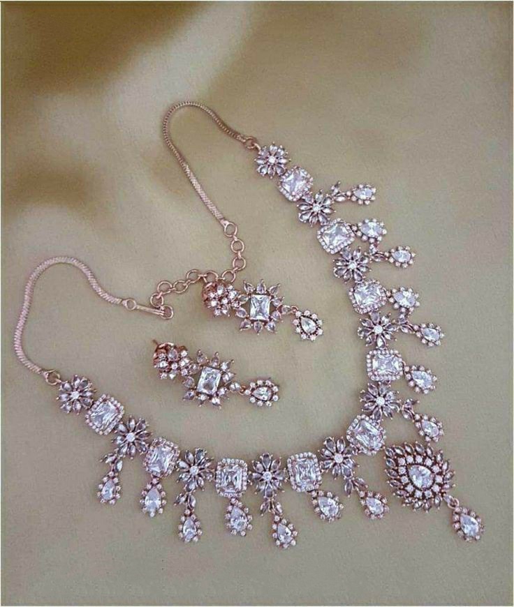 Diamond necklace sets