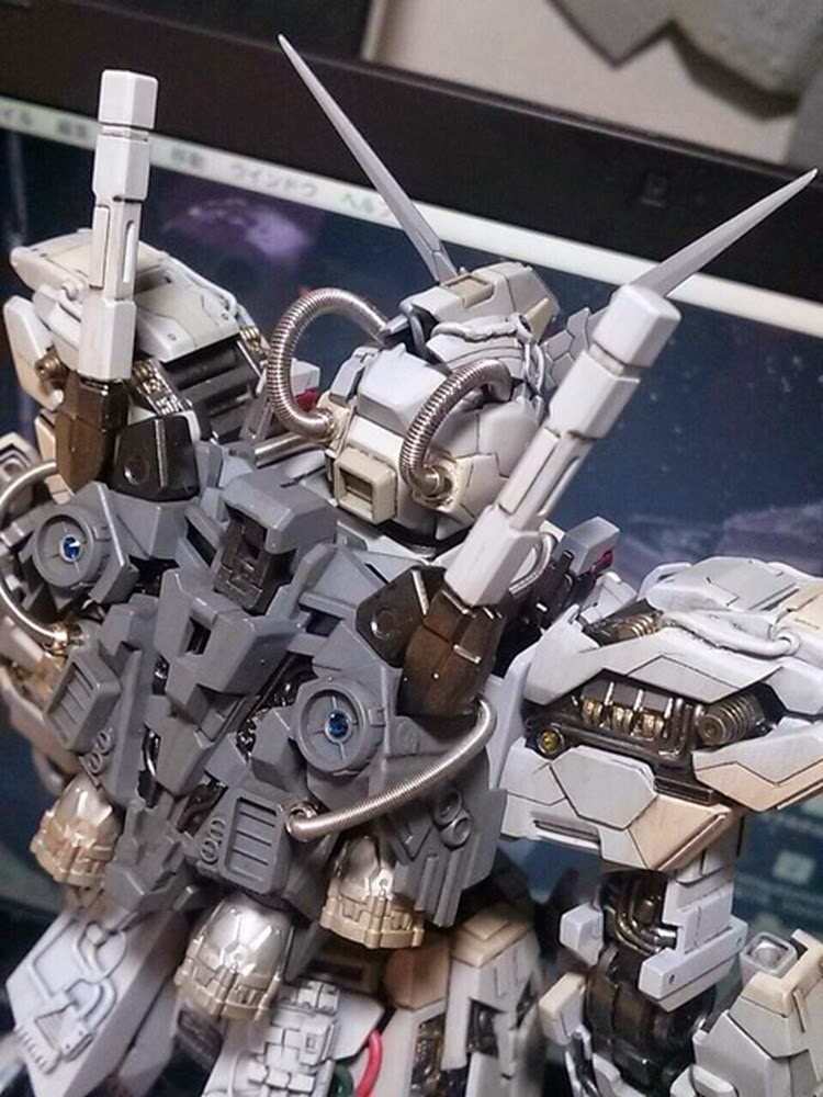 GUNDAM MG 1/100 RX-0 UNICORN GUNDAM Full Psycho Frame Screen Bandai