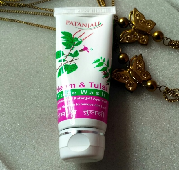 Patanjali Neem Tulsi Facewash Review