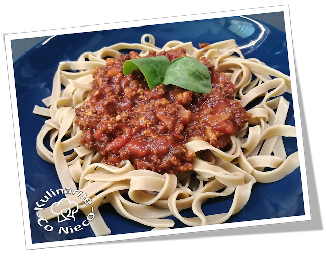 Wegetariańskie Spaghetti à la Bolognese z Tofu