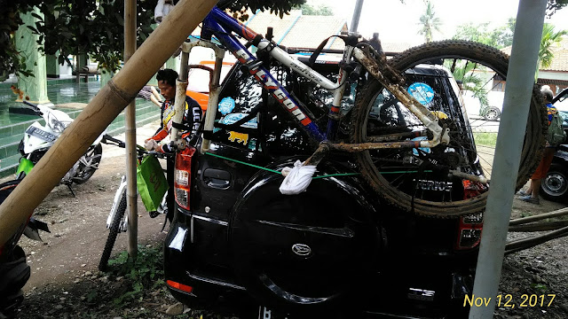 ace hardware bike rack