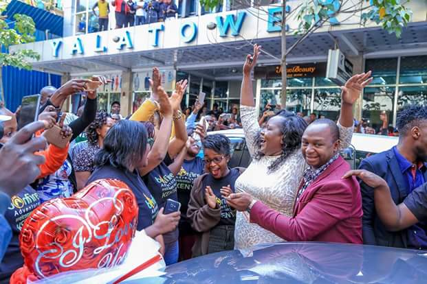 Photos: Kenyan businessman brings Nairobi street to a standstill as he ...