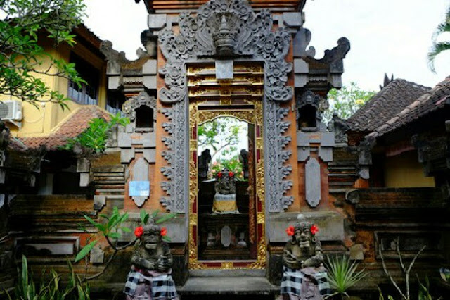 traditional houses in indonesia